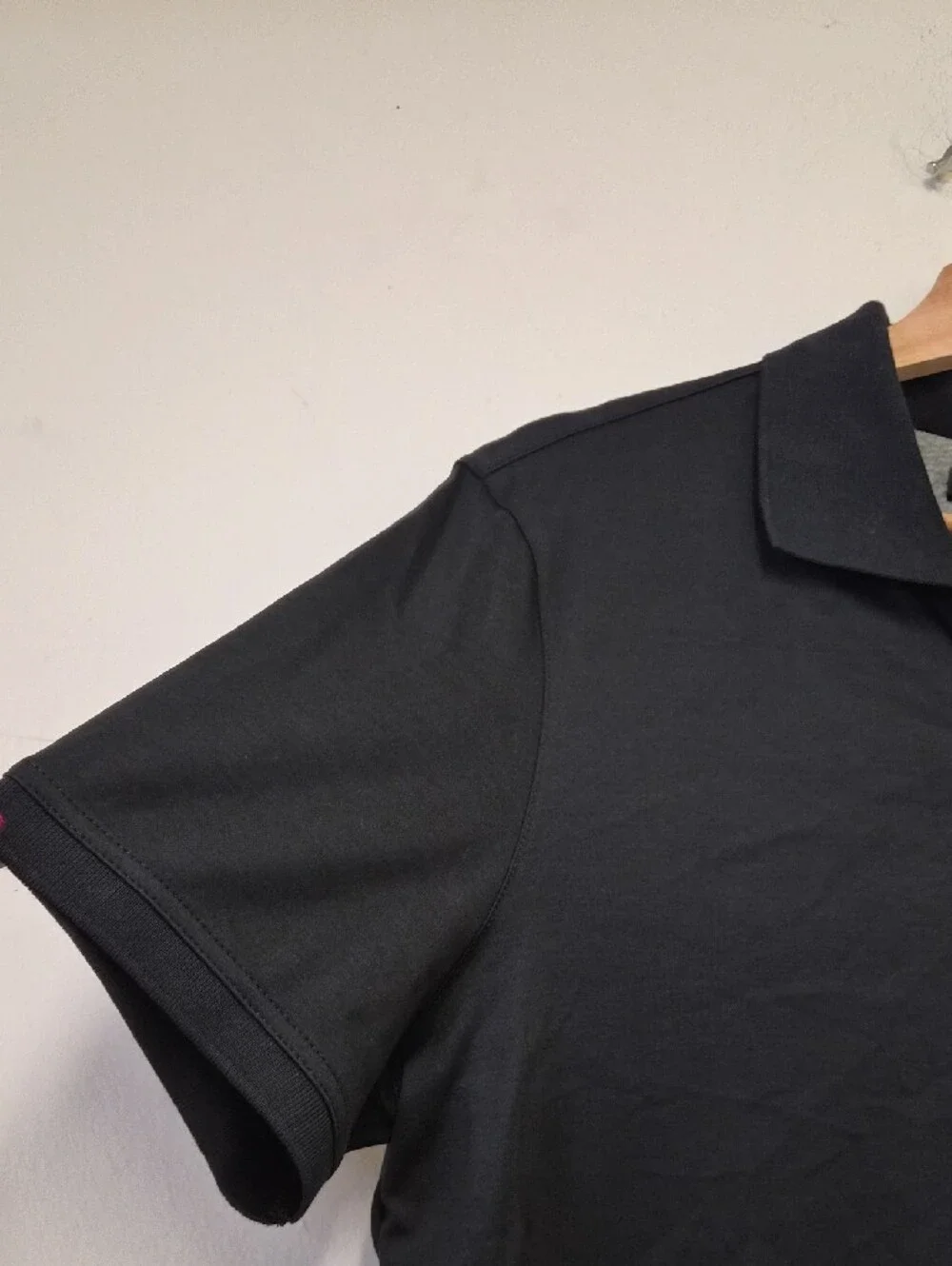 Banana Republic Men’s Black Short-Sleeve Polo Size L
